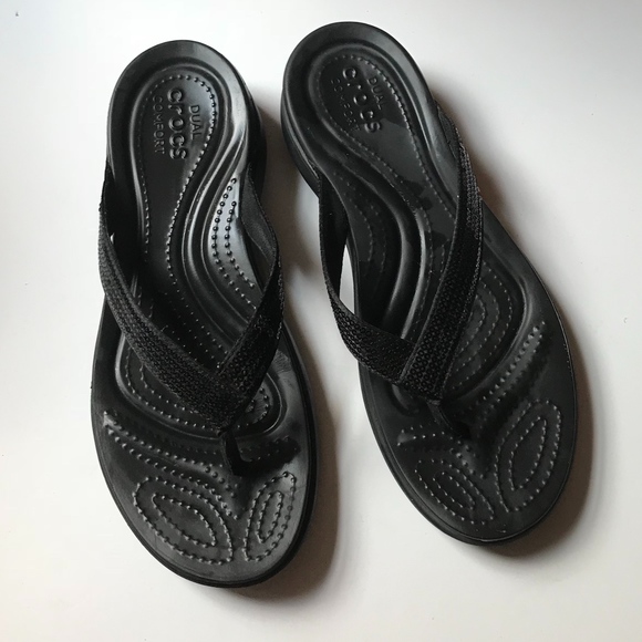 crocs capri sequin flip flop